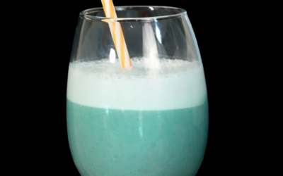 Cómo Incorporar Spirulina en Hebras a tus Recetas Diarias: Limonada de Pomelo